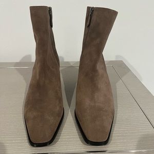 Marion Parke Pauline Suede Boot, Size 40, Never worn